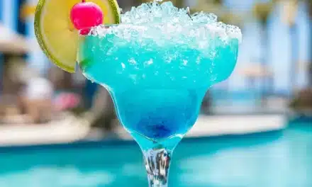 The Perfect Blue Lagoon Margarita: Your New Favorite Cocktail